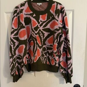 AVARA Sweater size M